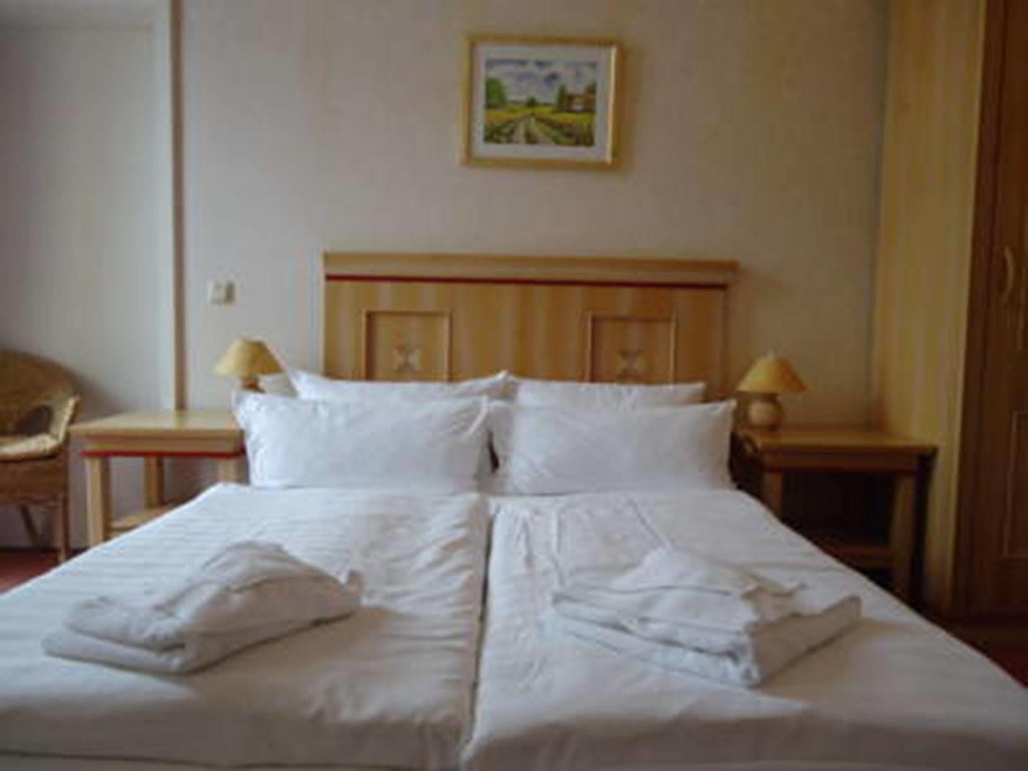 Strandhotel Moewe Heringsdorf  Exterior foto